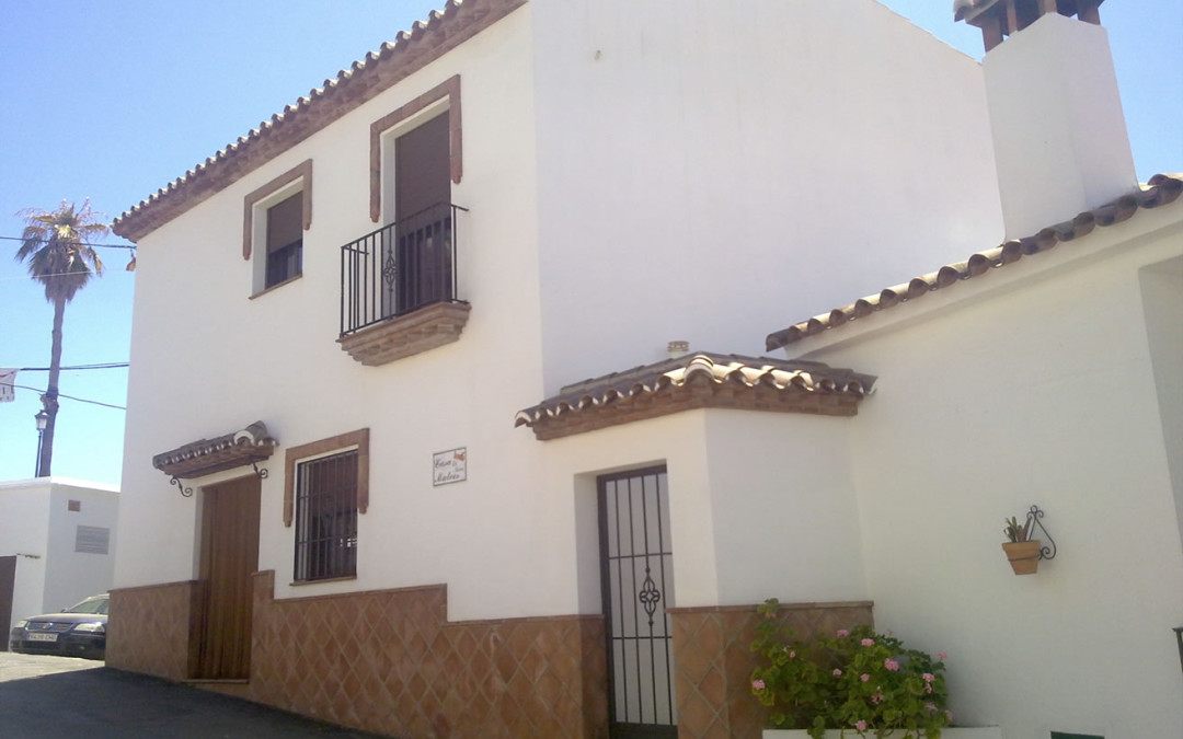 VIVIENDA ENTRE MEDIANERAS EN AVENIDA DE ESTEPONA S/N, GENALGUACIL, MALAGA.