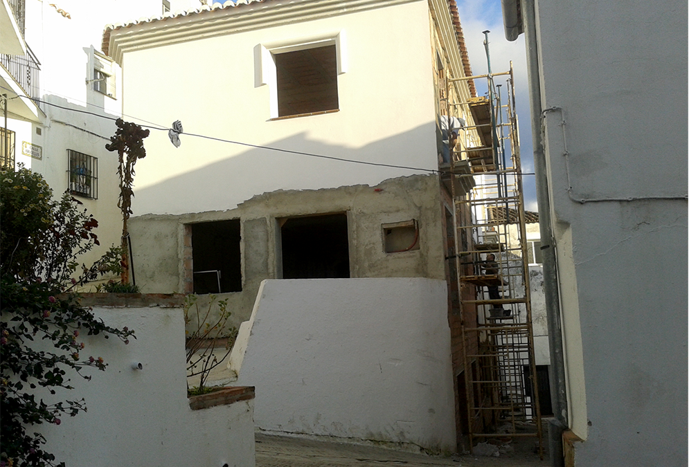 TRES VIVIENDAS EN EDIFICIO PLURIFAMILIAR EN LA CALLE ALTILLO Nº6 Y CALLE ARGUELLES S/N, JUBRIQUE, MALAGA.