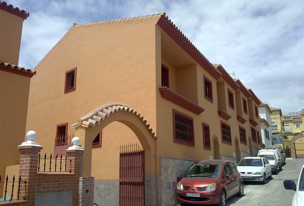 CUATRO VIVIENDAS ADOSADAS EN LA CALLE FRANCISCA ORTIZ S/N, ESTEPONA, MALAGA.